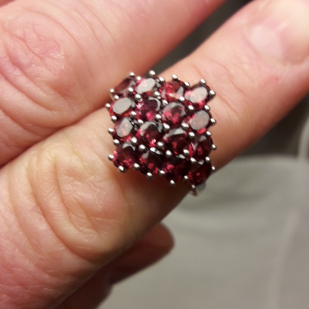 Orissa Rhodolite Garnet Ring - Picture 3 of 5